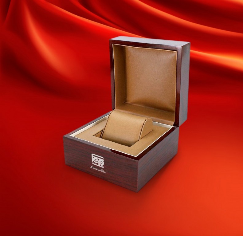 Wooden Luxury Box